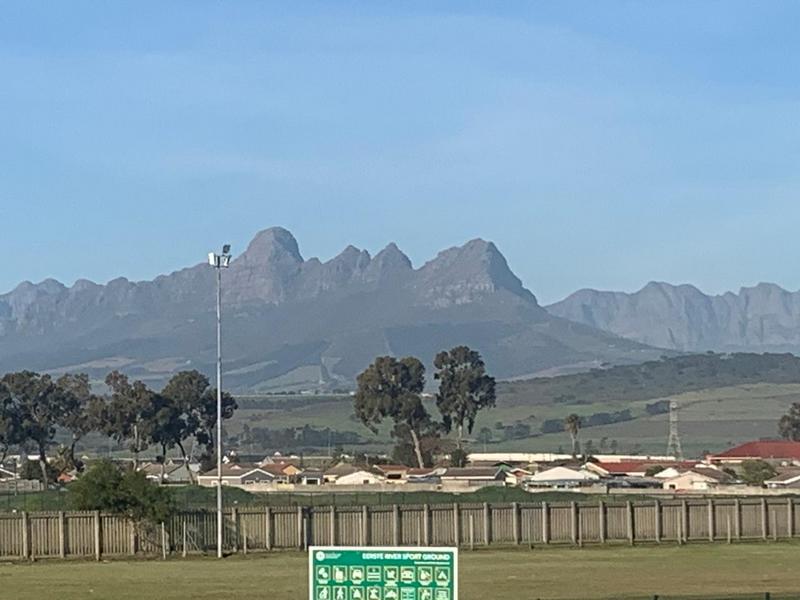 6 Bedroom Property for Sale in High Places Western Cape